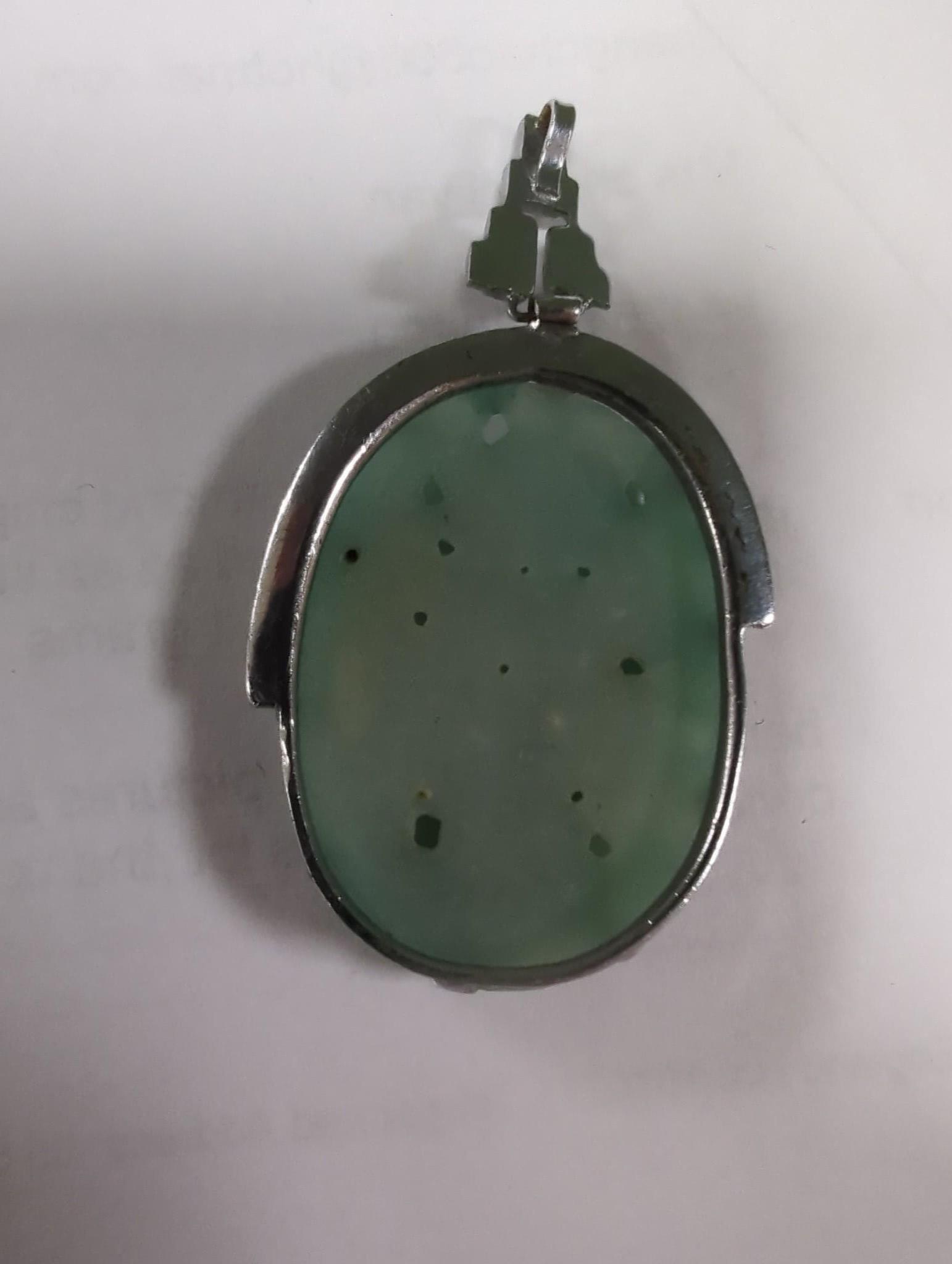 A mixed collection of mainly Chinese jade, simulated jade or hardstone jewellery, including pendant, etc.